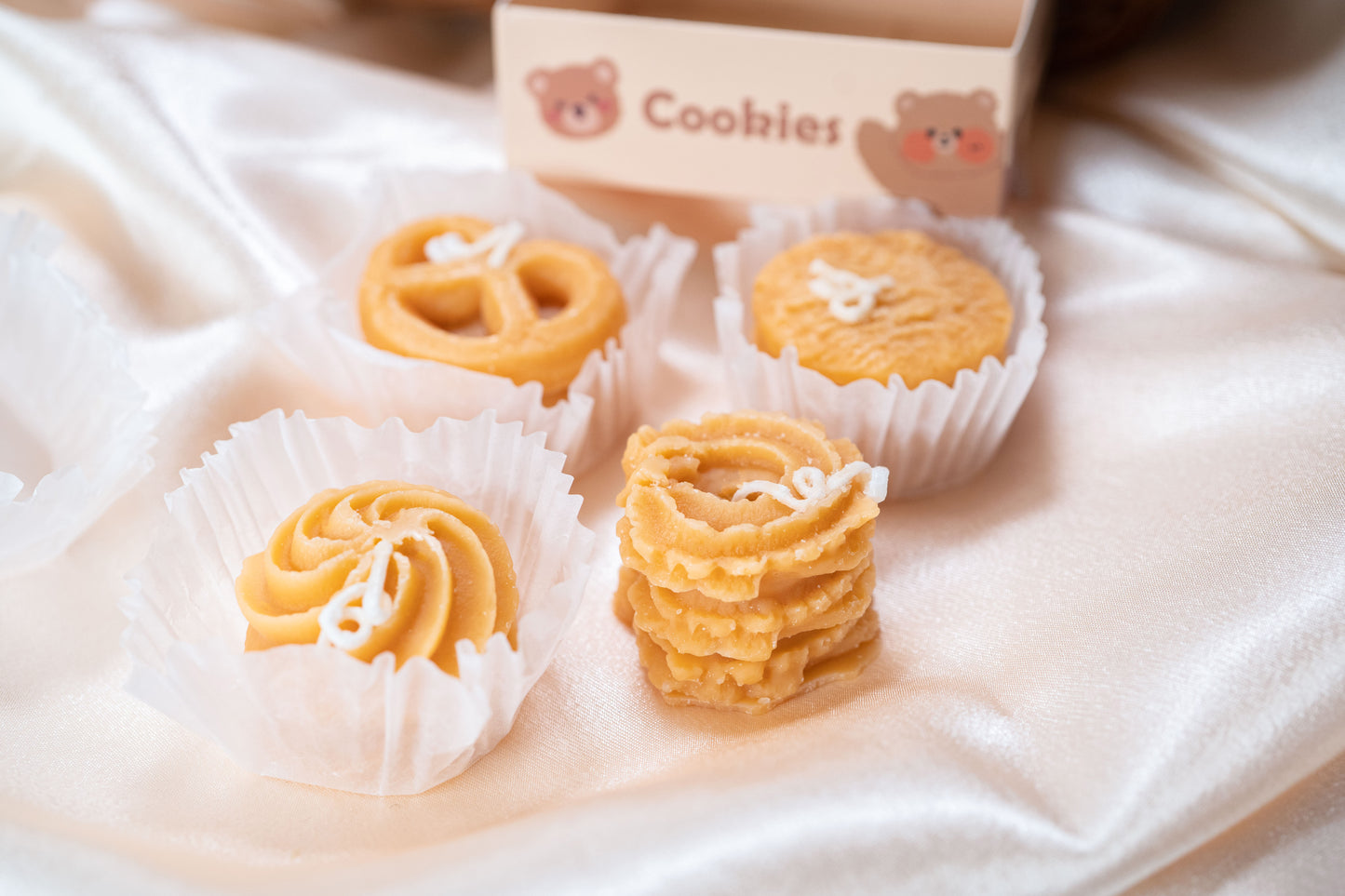 4pcs Cookie Candles Set, Biscuit Soy Wax Candles, Christmas Birthday Gift Box